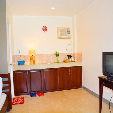 Alona Studios Apartment Hotel Panglao Exterior foto
