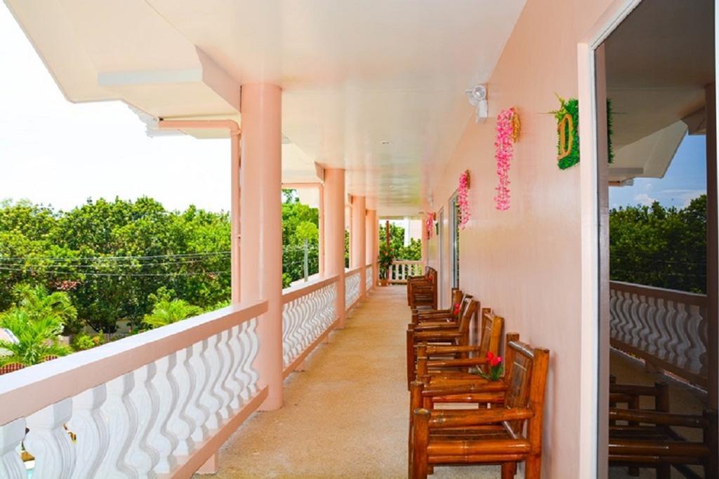 Alona Studios Apartment Hotel Panglao Exterior foto