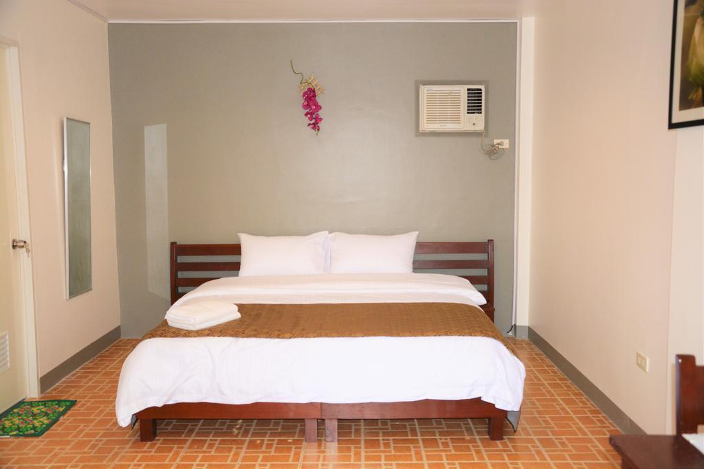 Alona Studios Apartment Hotel Panglao Exterior foto