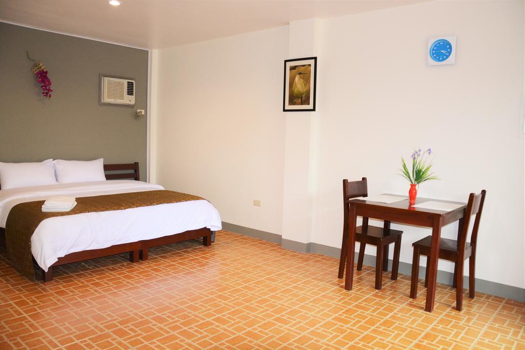 Alona Studios Apartment Hotel Panglao Exterior foto