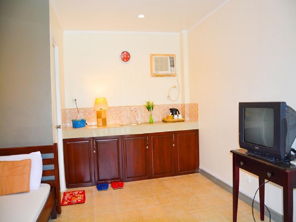 Alona Studios Apartment Hotel Panglao Exterior foto
